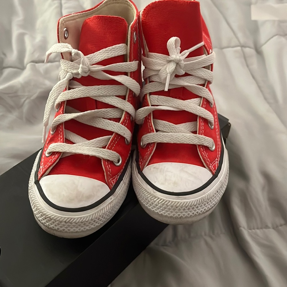 Converse kids sneakers